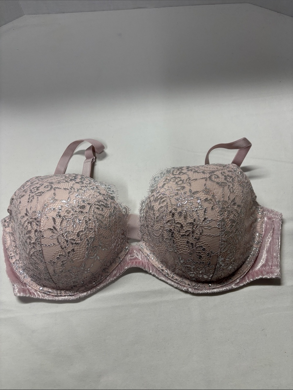 Victoria's Secret Lace Push-Up Bra in Blush Pink with Silver Accents